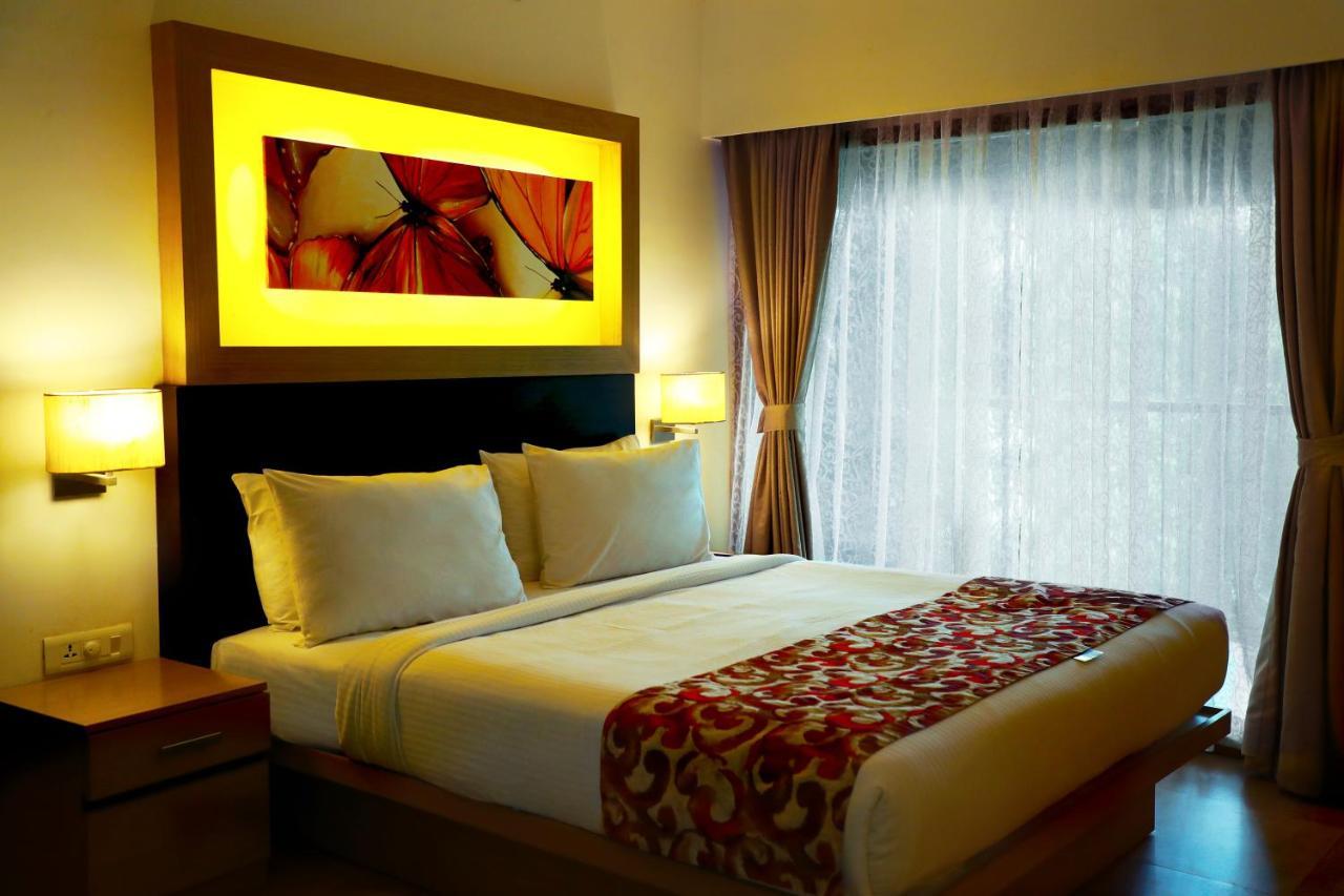 Hotel Poetree Thekkady Esterno foto