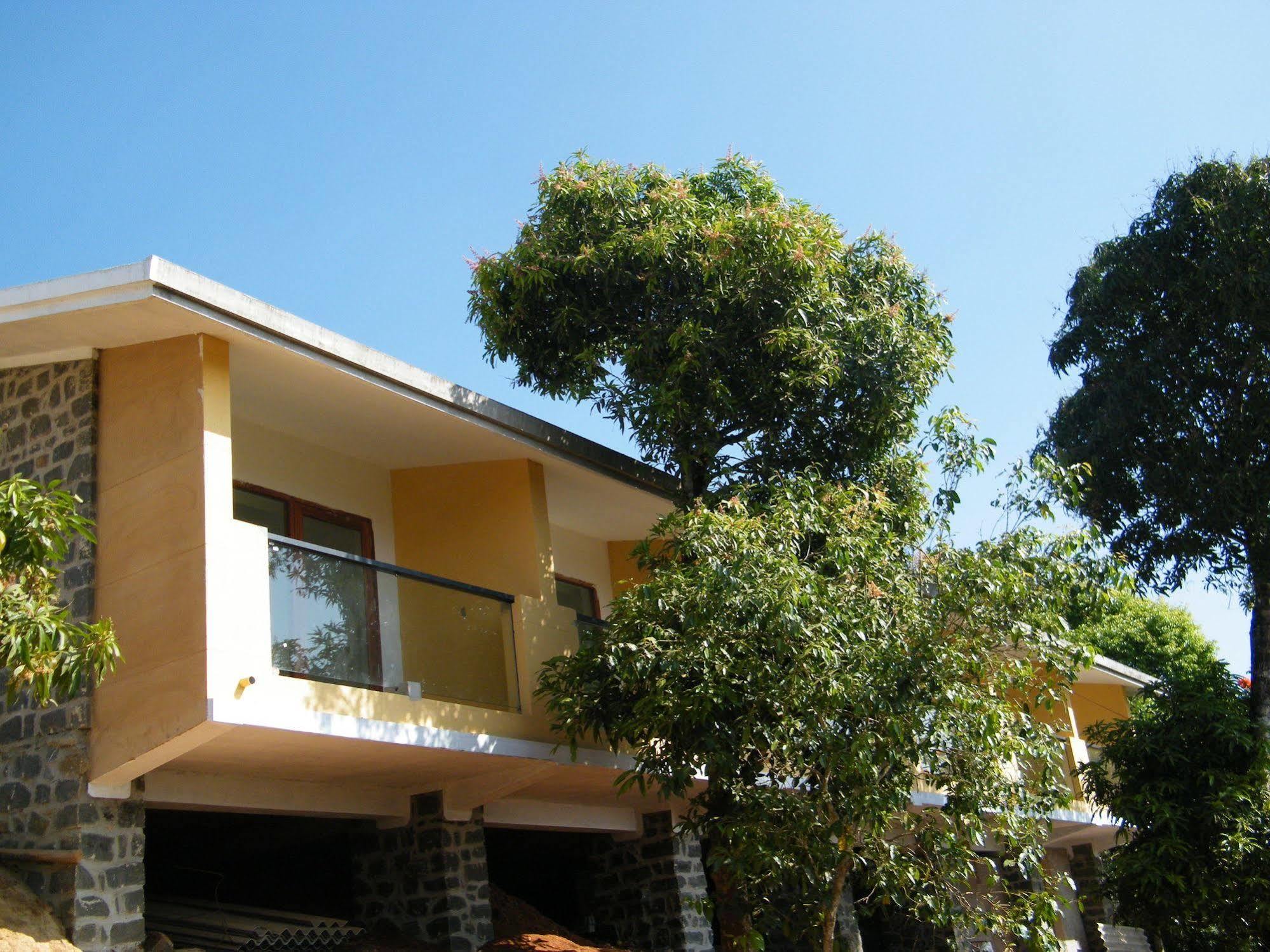 Hotel Poetree Thekkady Esterno foto
