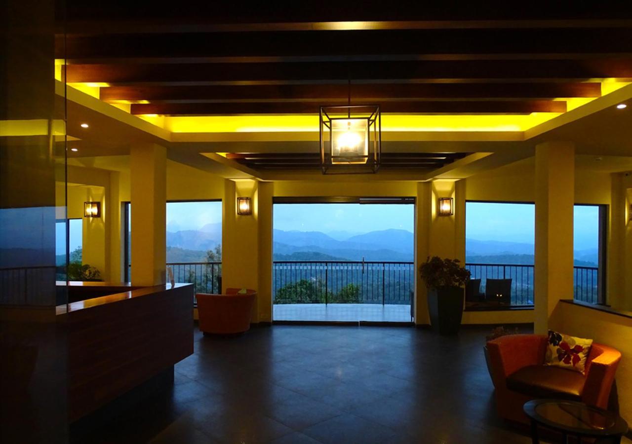Hotel Poetree Thekkady Esterno foto